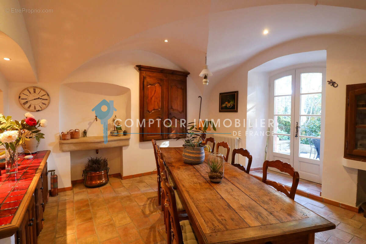 Maison à QUISSAC