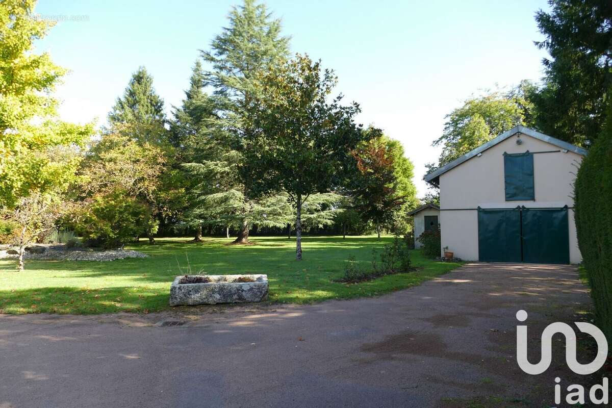 Photo 3 - Maison à MONTALEMBERT