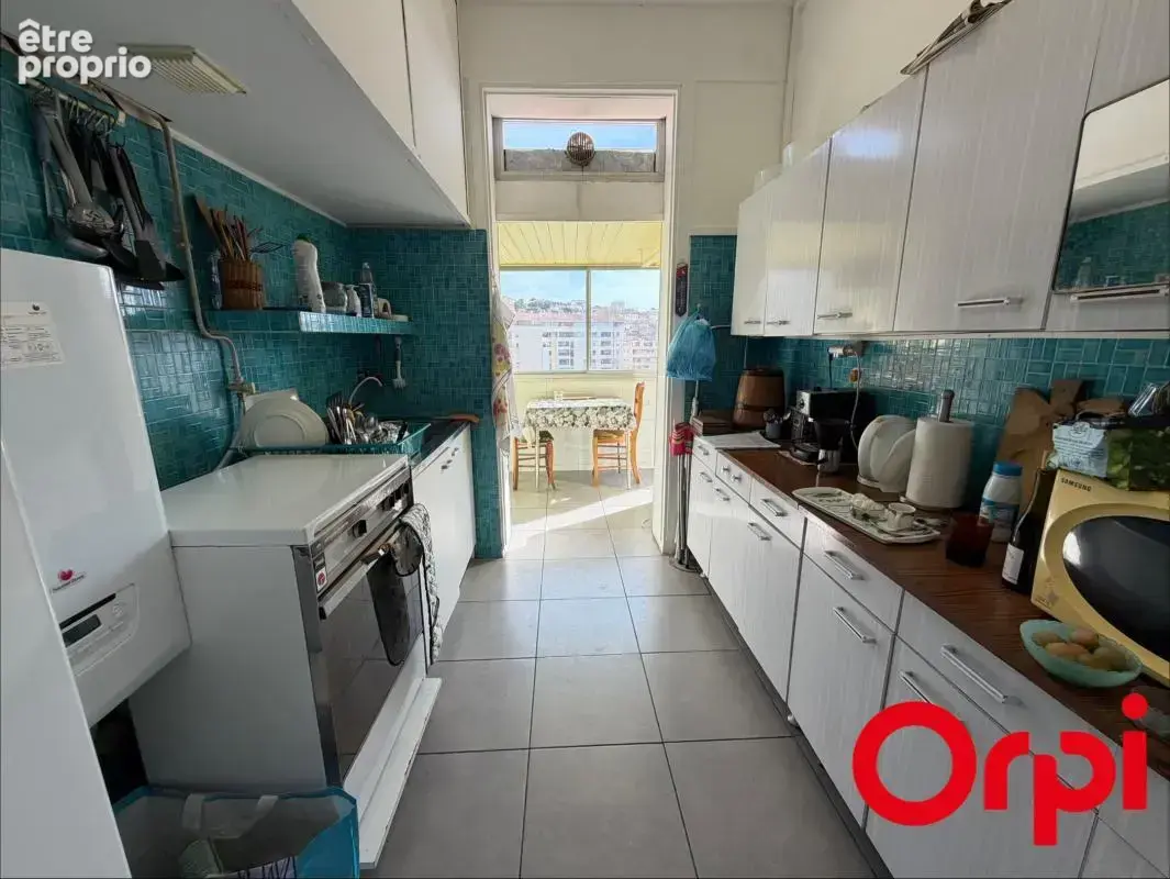 Appartement t3/4 marseille 13007 – dernier étage – vue mer panoramique – terrasse et balcons - photo 15