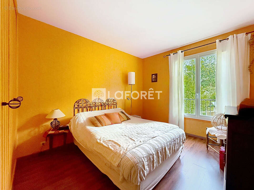 Laforêt Luzarches propose - Maison Asnières Sur Oise 5 pièce(s) 151 m2 - photo 14