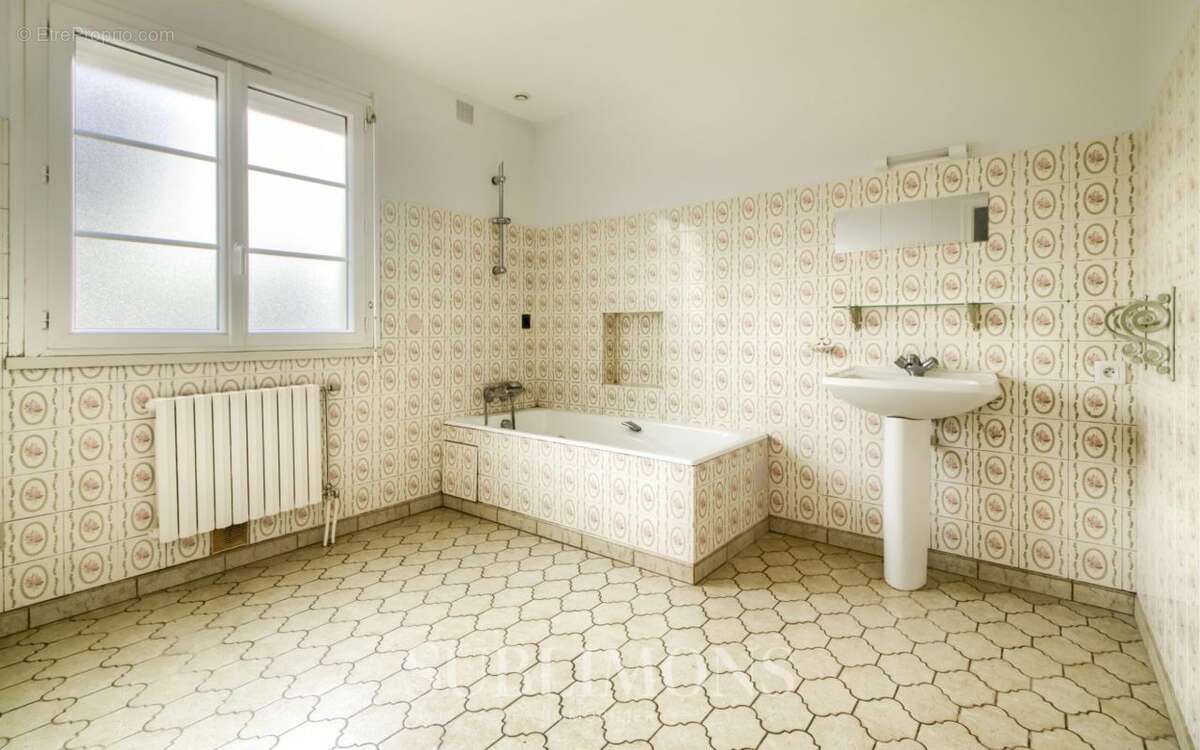 Jolie Maison de ville de 118m² dans une charmante commune aux p - photo 10