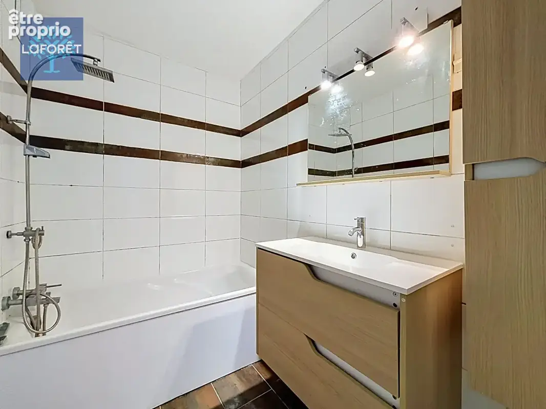 Appartement 3 pièces 70 m2 - Garage - Ascenseur - photo 5