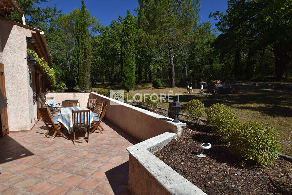 Maison à SAINT-PAUL-EN-FORET