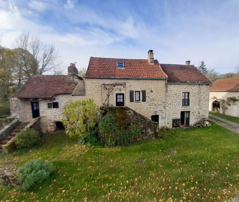 Maison à LARAMIERE