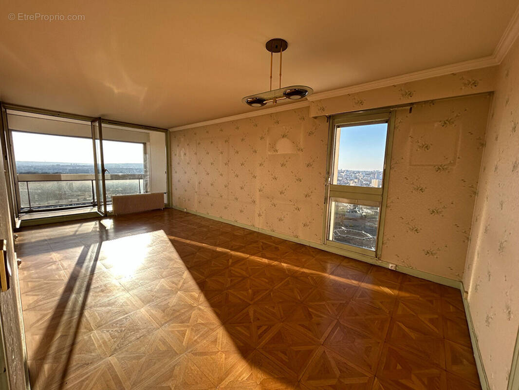 Appartement à L'HAY-LES-ROSES