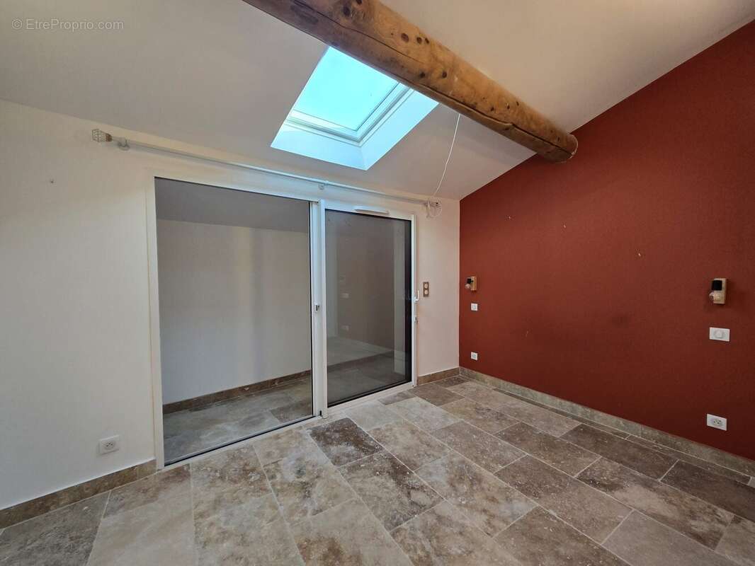 Maison à PELISSANNE