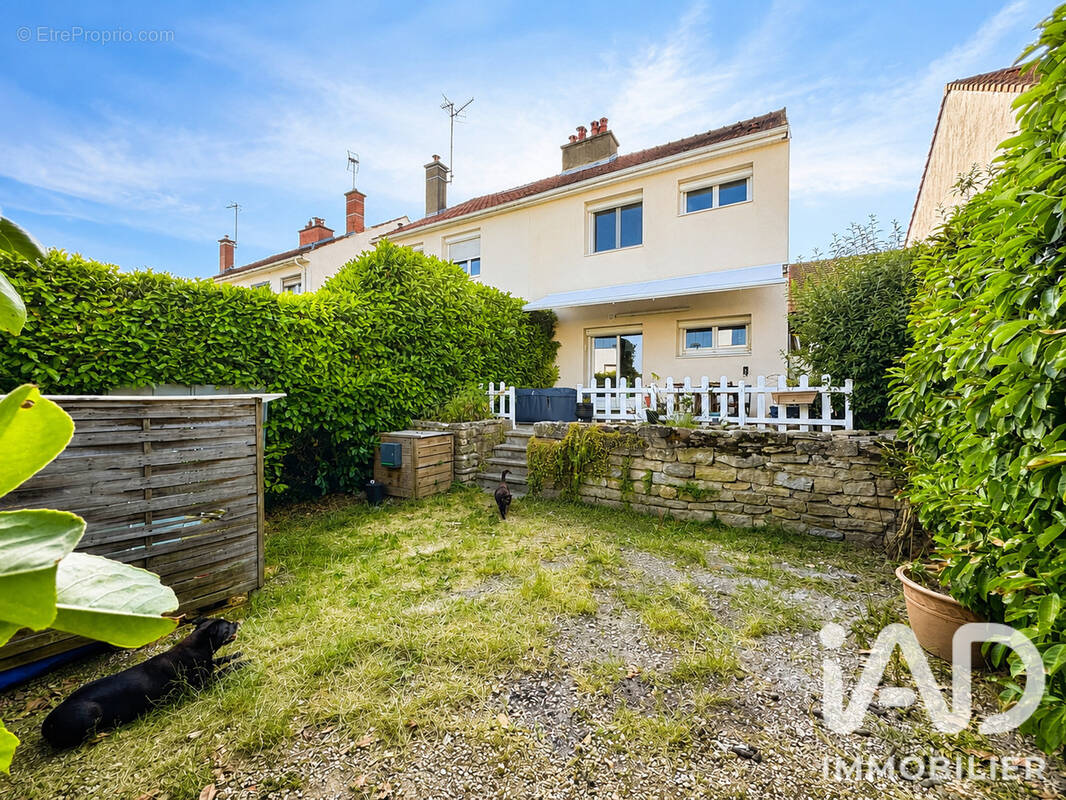 Photo 1 - Maison à MARSANNAY-LA-COTE