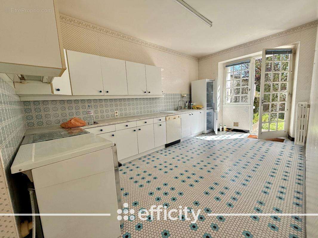 Maison à LA GUERCHE-DE-BRETAGNE