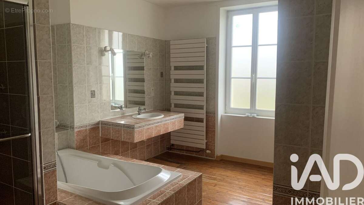 Photo 2 - Maison à SAINTE-MAURE-DE-TOURAINE
