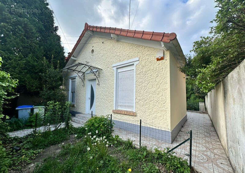 Maison à AULNAY-SOUS-BOIS
