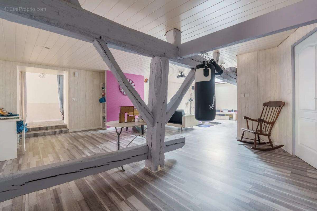 Maison à VAL-DE-MEUSE