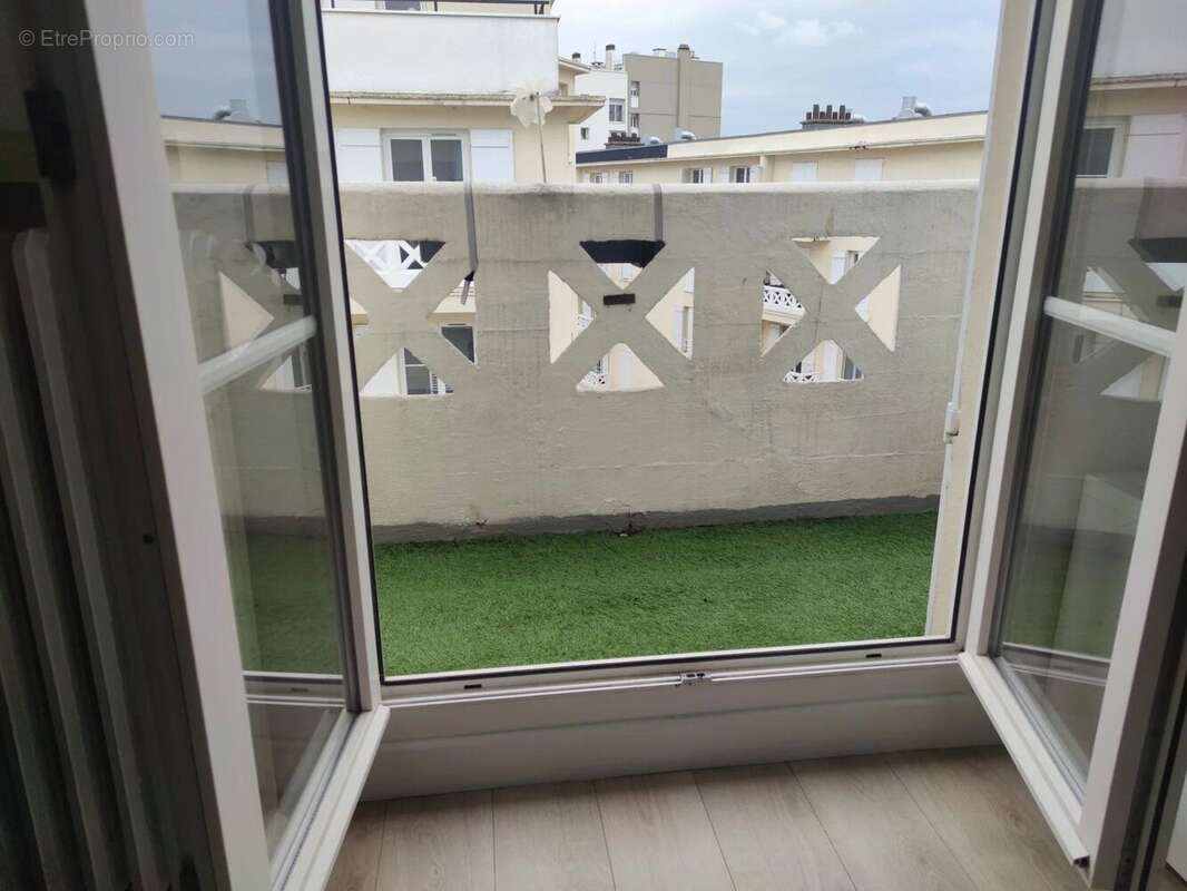 Appartement à COLOMBES