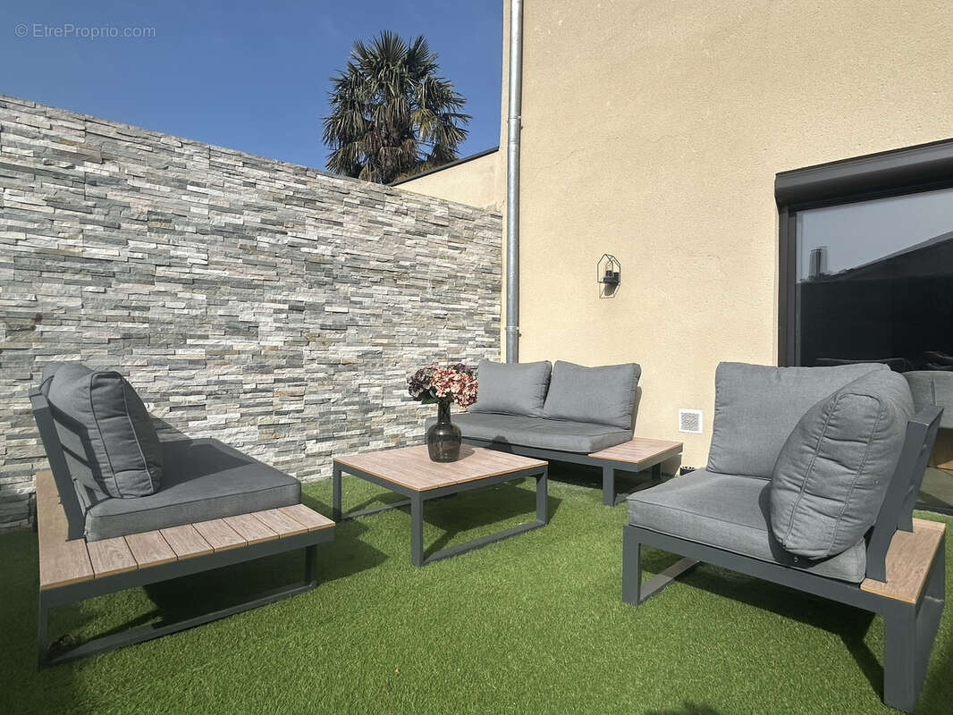 Appartement à VOURLES