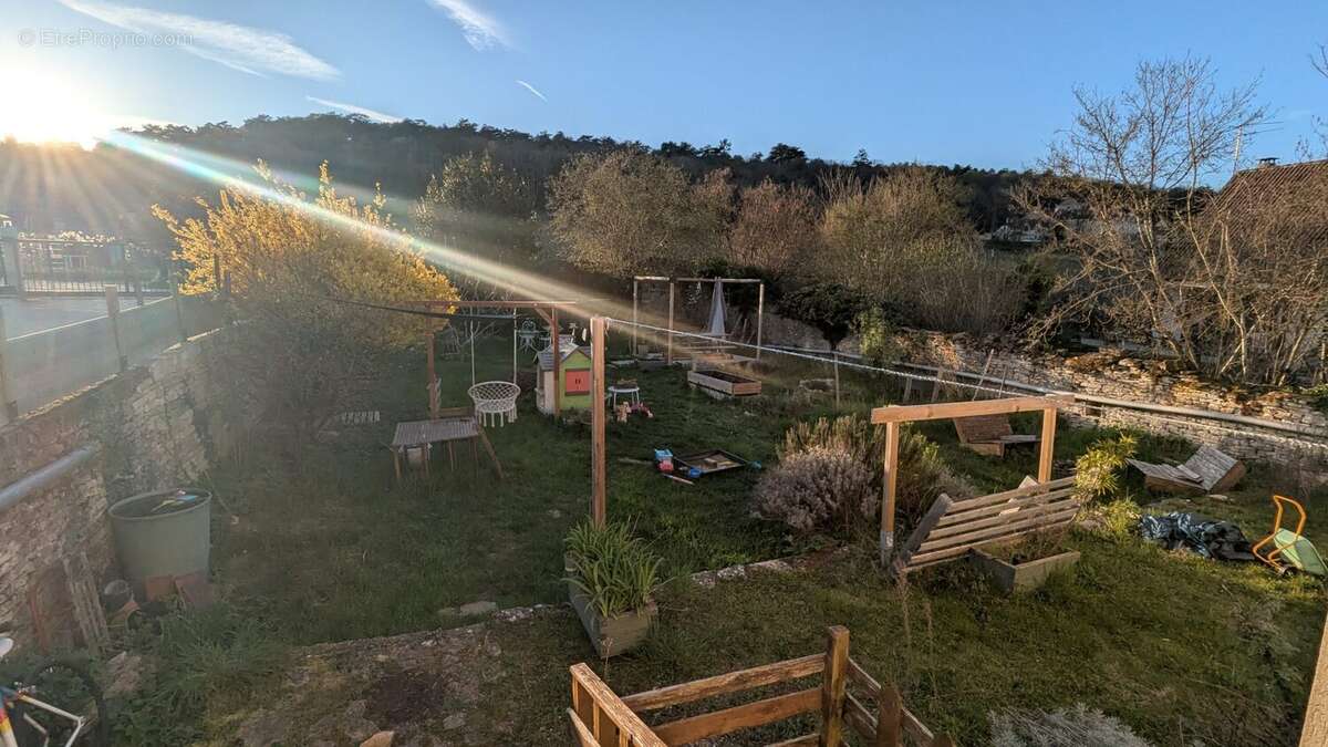 Appartement à CHENOVE