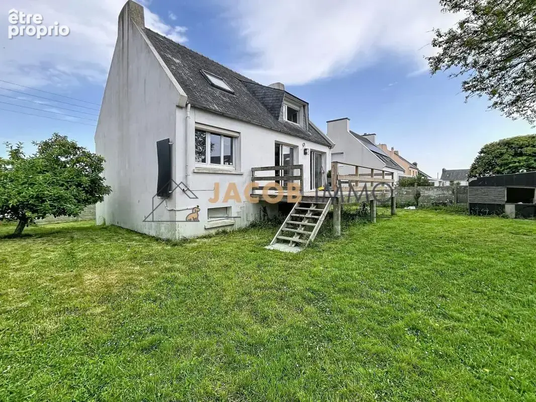 Maison de 107 m² au cœur de Milizac – 4 chambres - photo 1