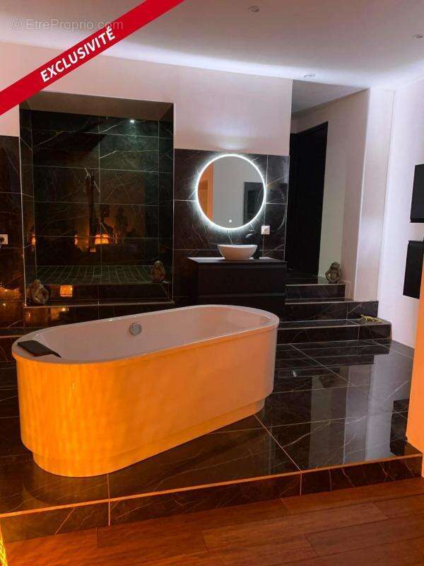 Maison à BEAUMONT-DE-LOMAGNE