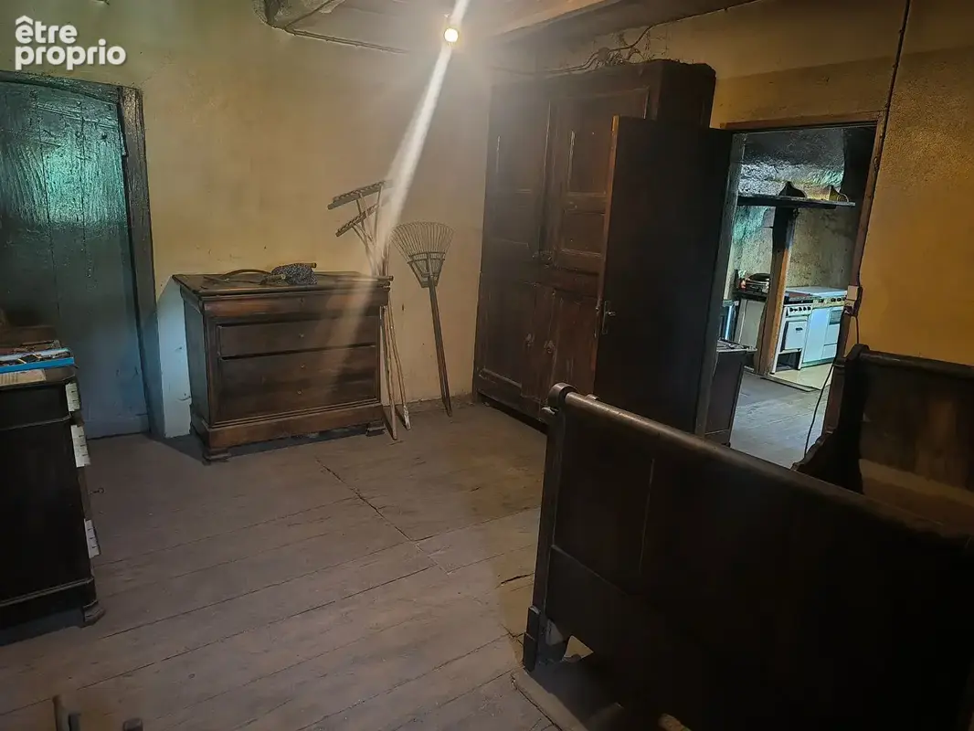 Maison et dépendances le long du Lot - photo 16