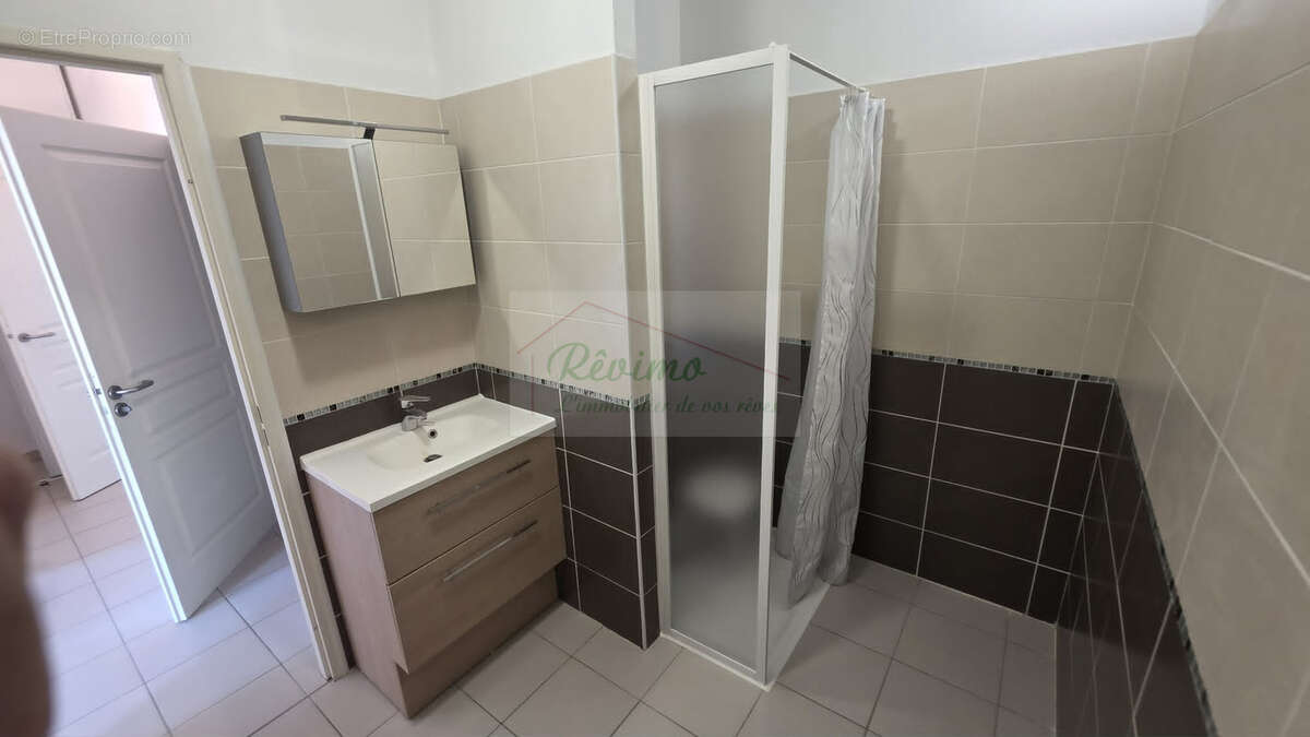 Appartement à JUVIGNAC