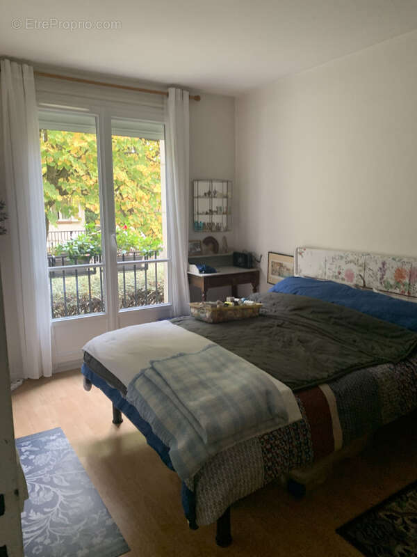 Appartement à SAINT-MAUR-DES-FOSSES