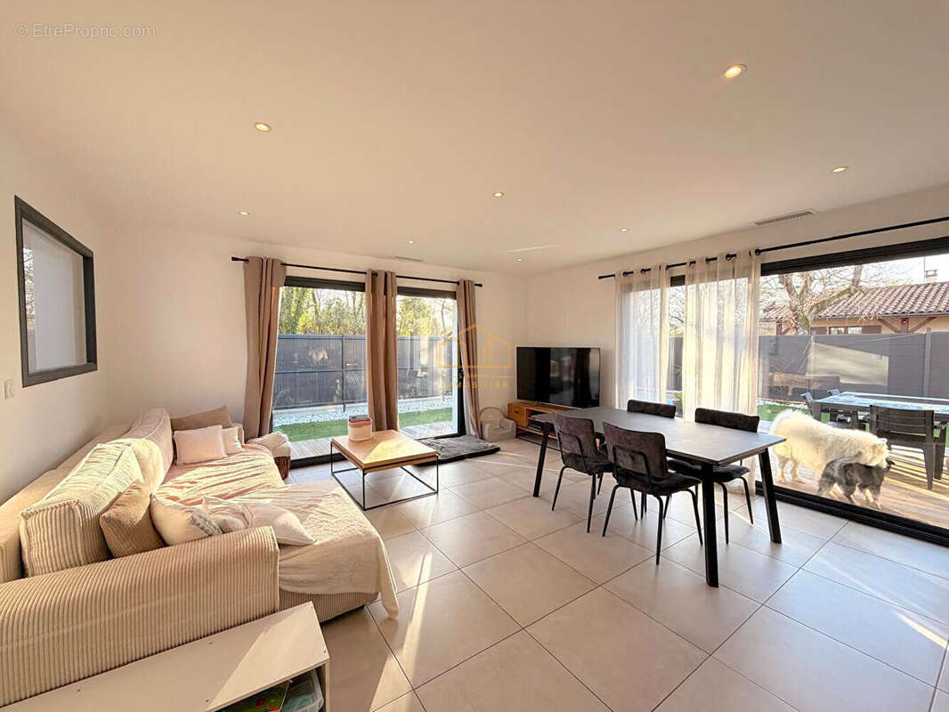 Maison à GUJAN-MESTRAS