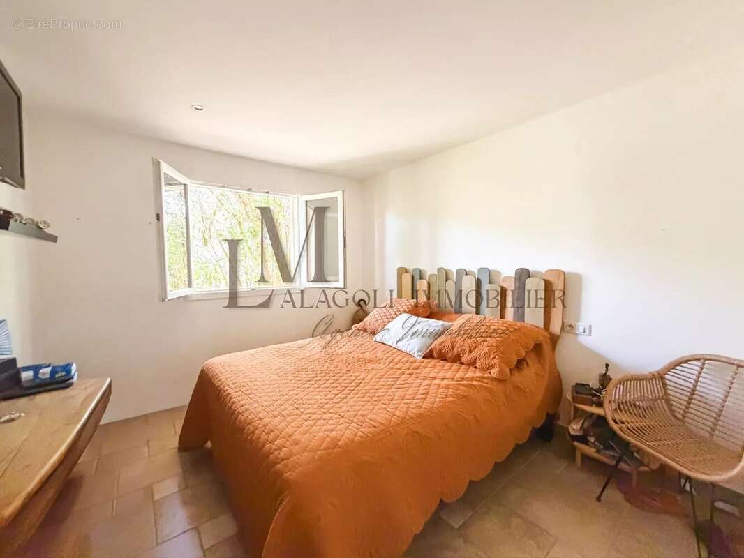 Villa T3 - Terrains 1 500 m2 - Porto-Vecchio - photo 6