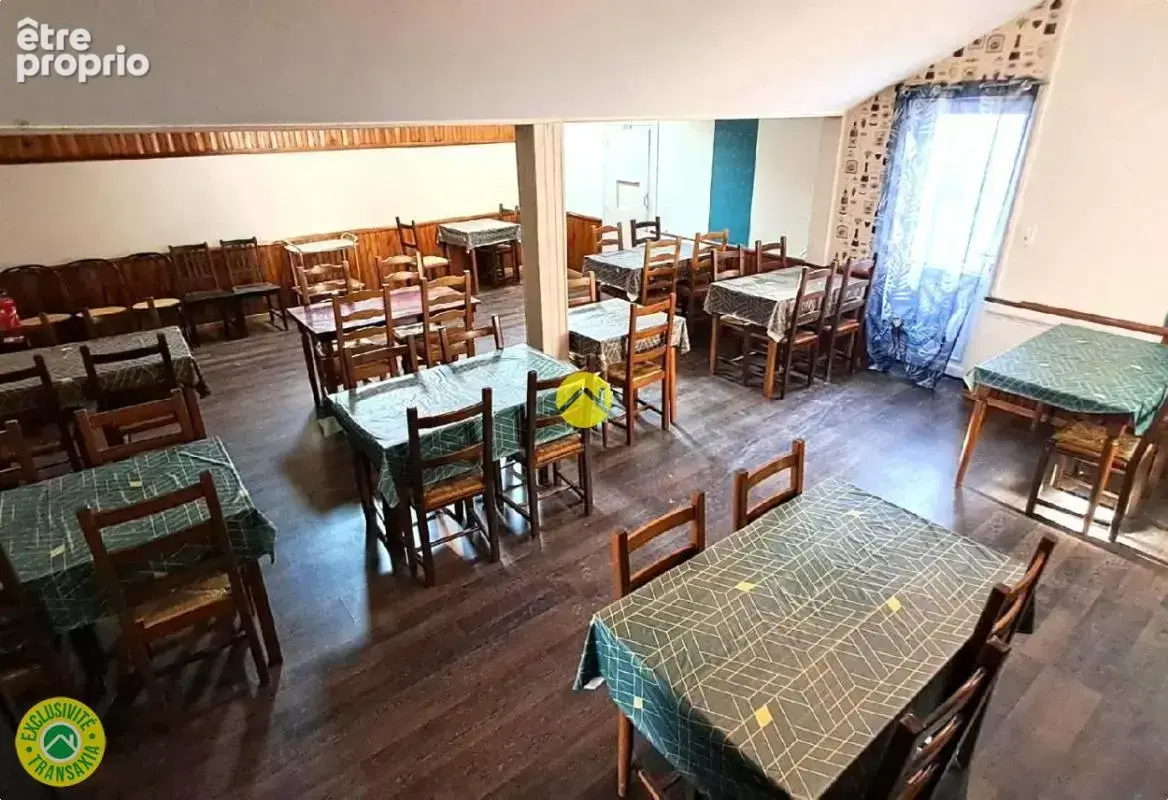 Appartement + commerce - photo 3