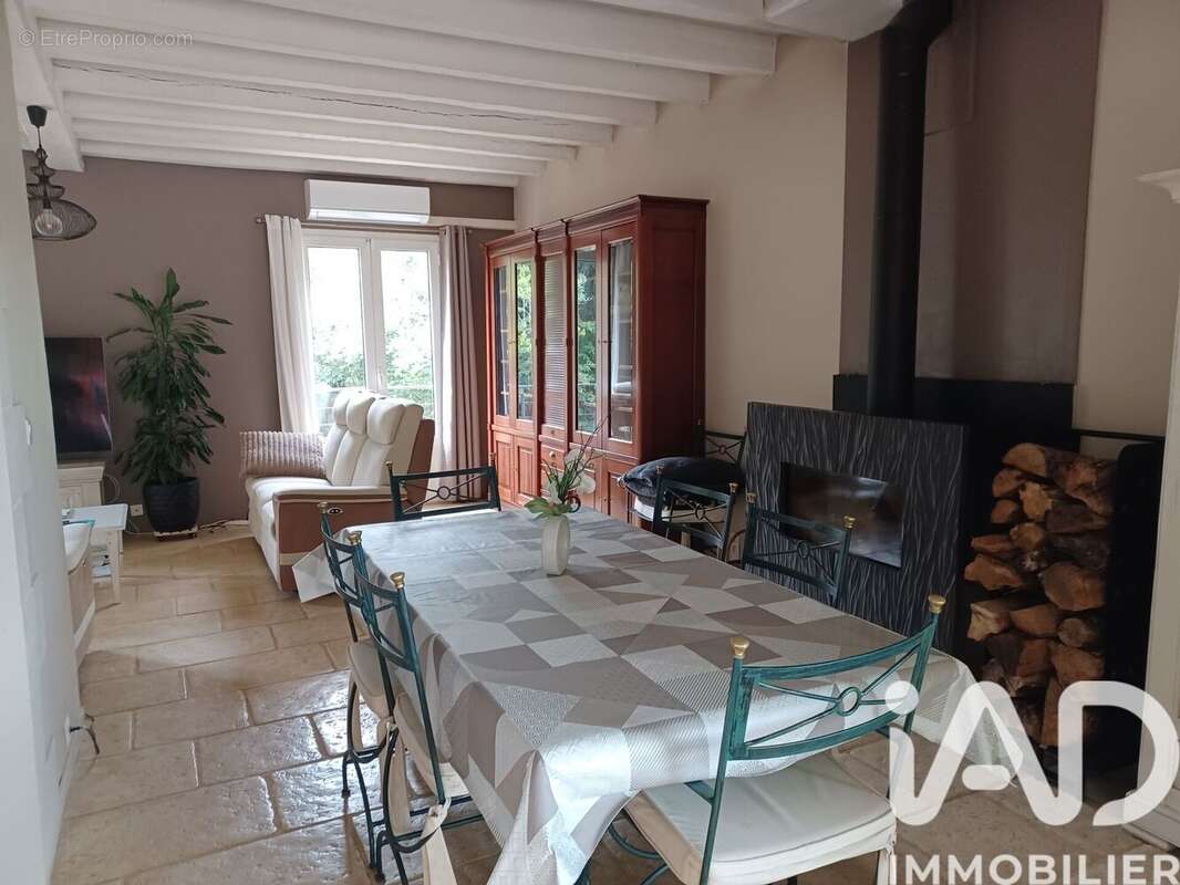 Maison 180 m² à Saint-Crepin-Et-Carlucet  - photo 7