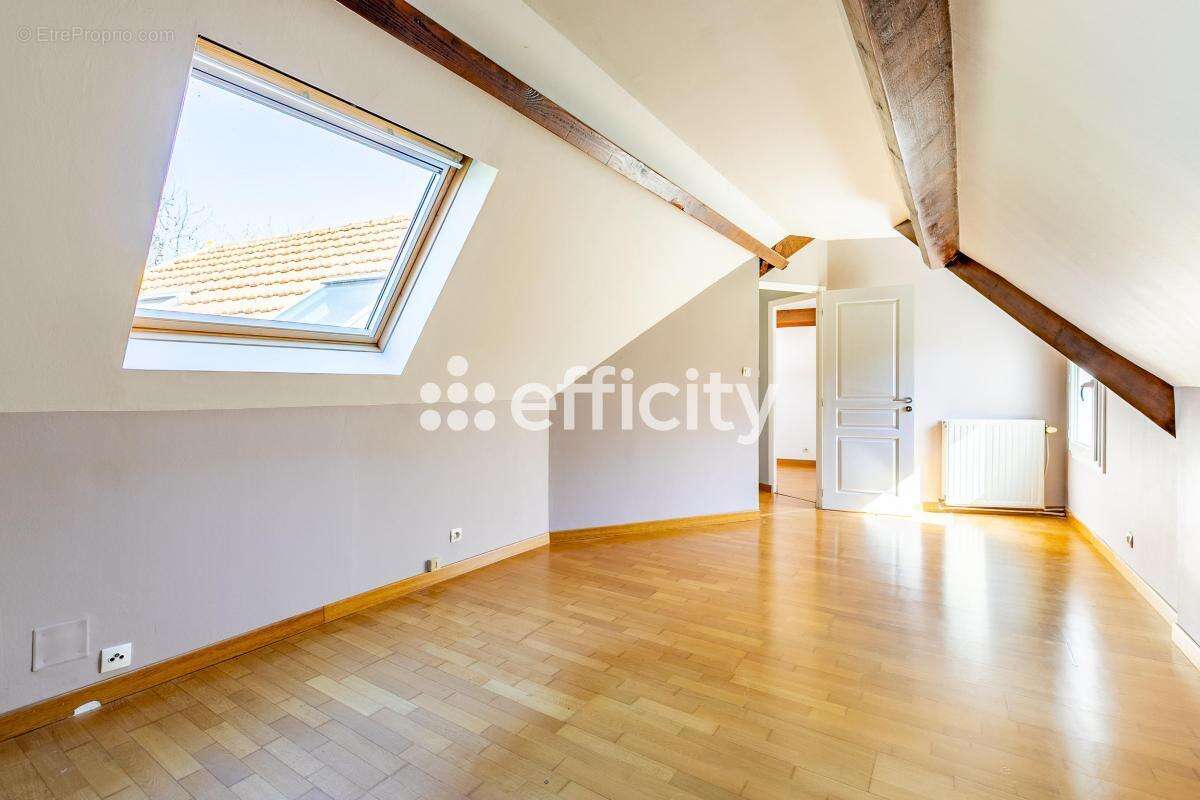 Maison à SENLIS