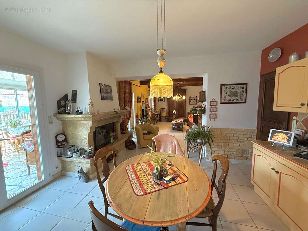 Maison à MARGUERITTES