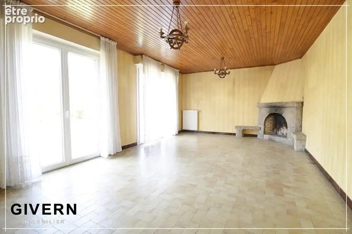 Maison 6 pièces 175 m² à vendre à Le Faouet (56320) - photo 3