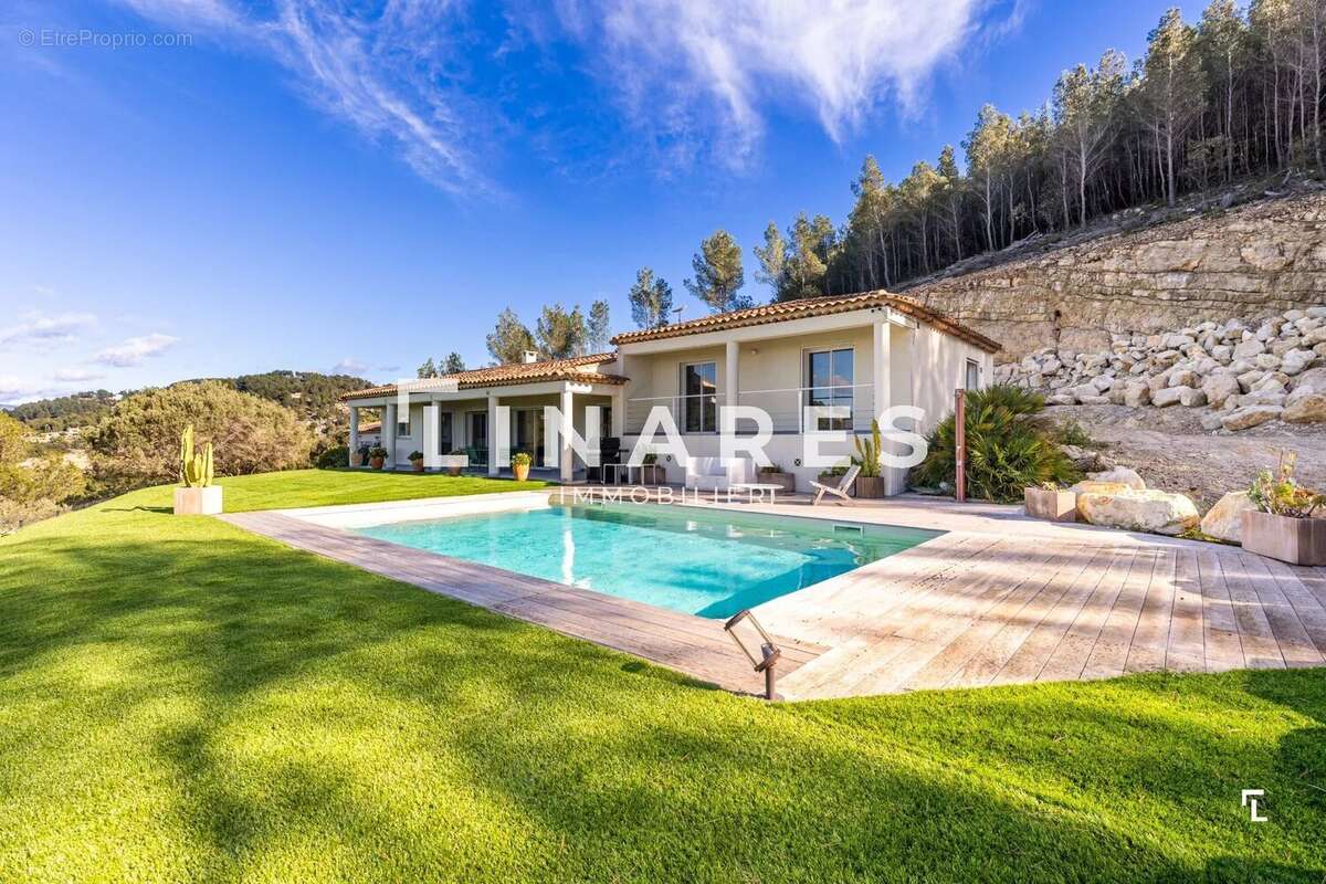 Maison à LA CADIERE-D'AZUR