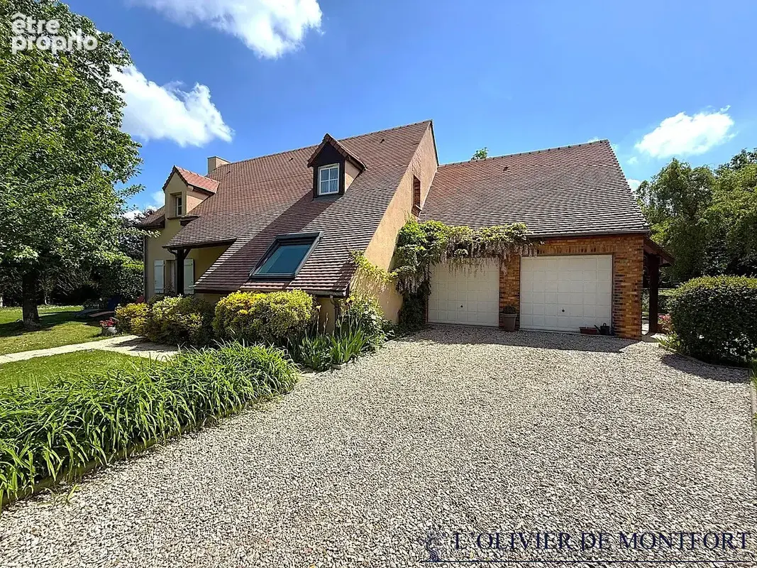 Photo Maison à Montfort-L'amaury au prix de 749 500€