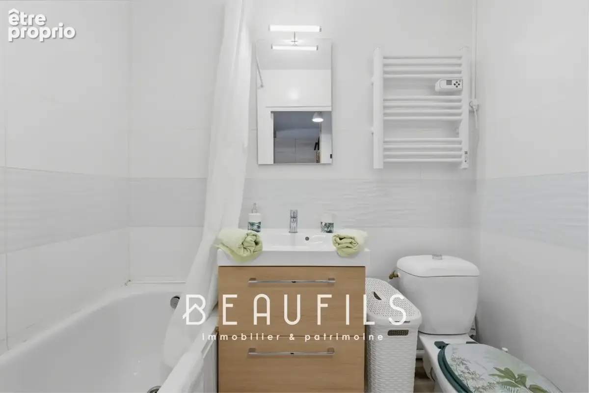 Exclusivité. Appartement rénové à 150m de la plage - photo 8