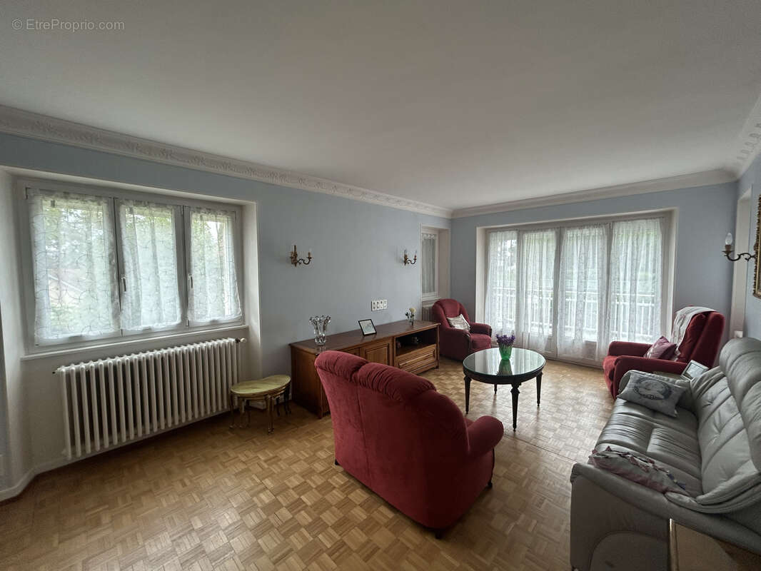 Maison à LUXEUIL-LES-BAINS