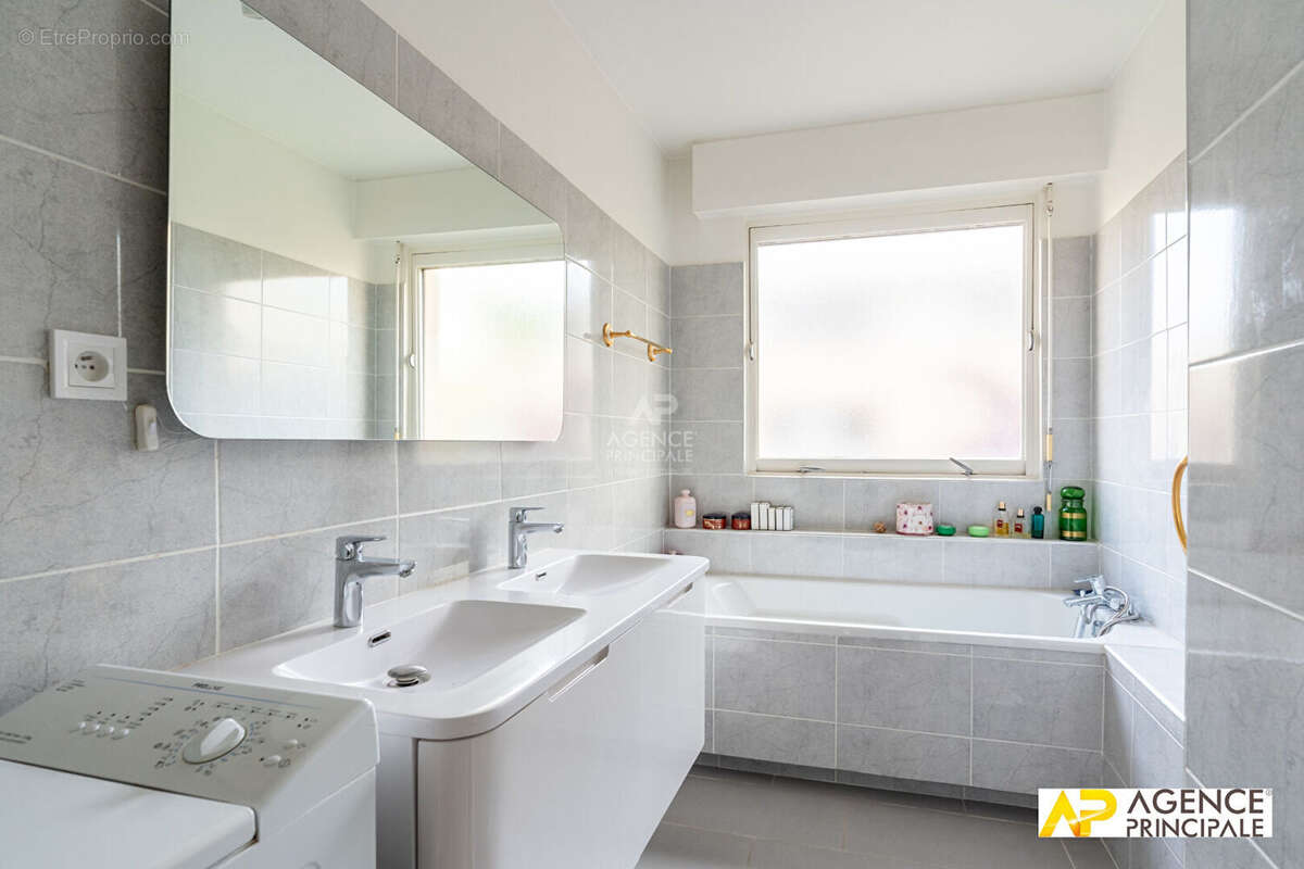 Appartement à MAISONS-LAFFITTE