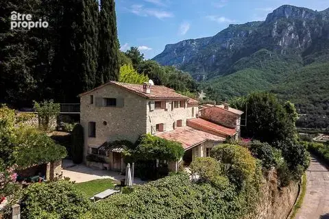 Maison à MOUGINS