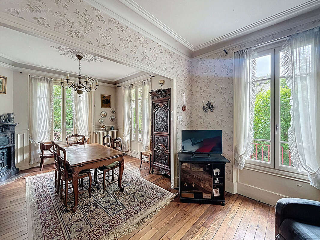 Maison à FONTENAY-AUX-ROSES