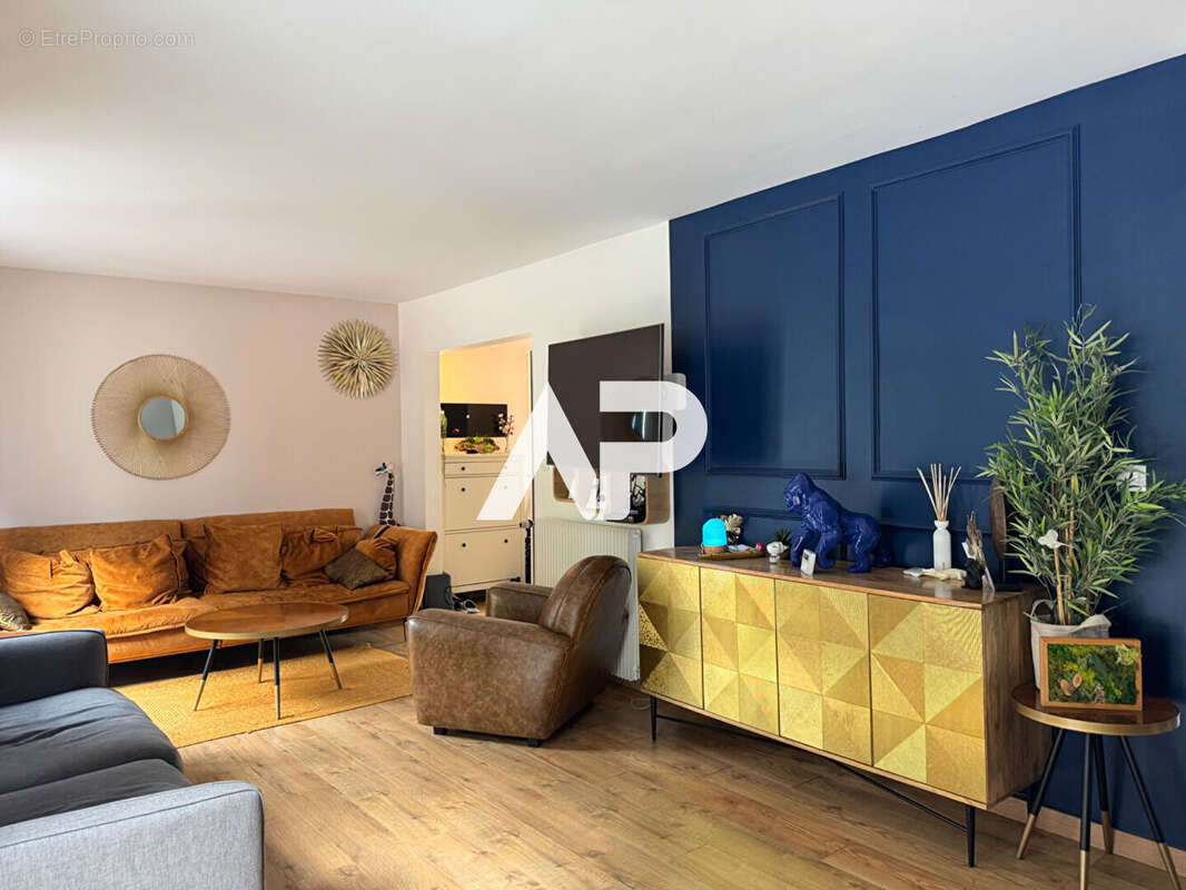 Maison à MONTMORENCY