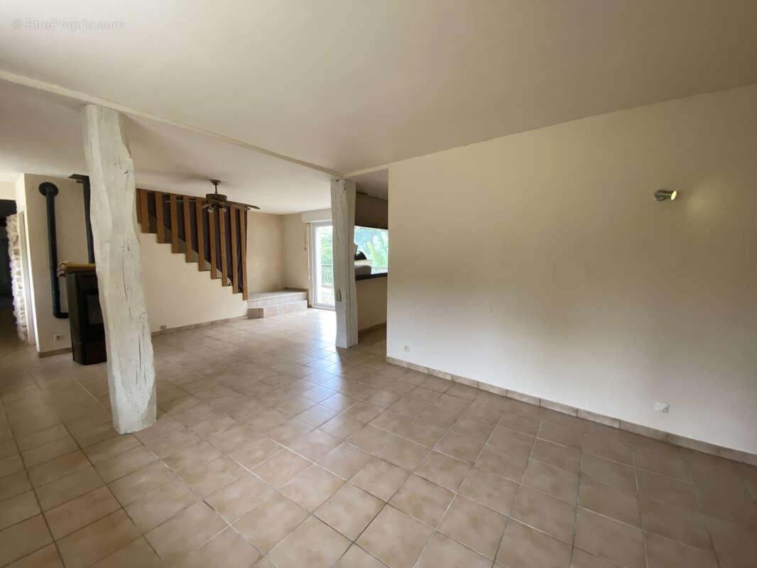 Maison à SAUVETERRE-DE-GUYENNE