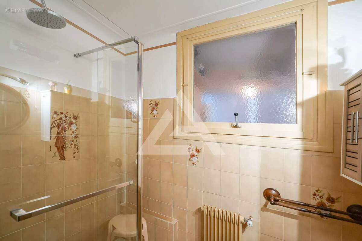Appartement à CAP-D'AIL