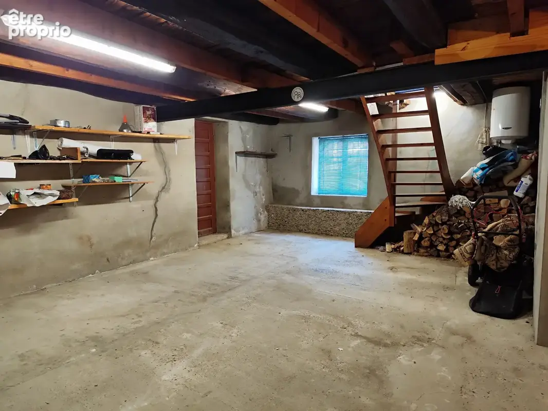 Maison de bourg à rénover avec terrain à Malvalette - photo 11