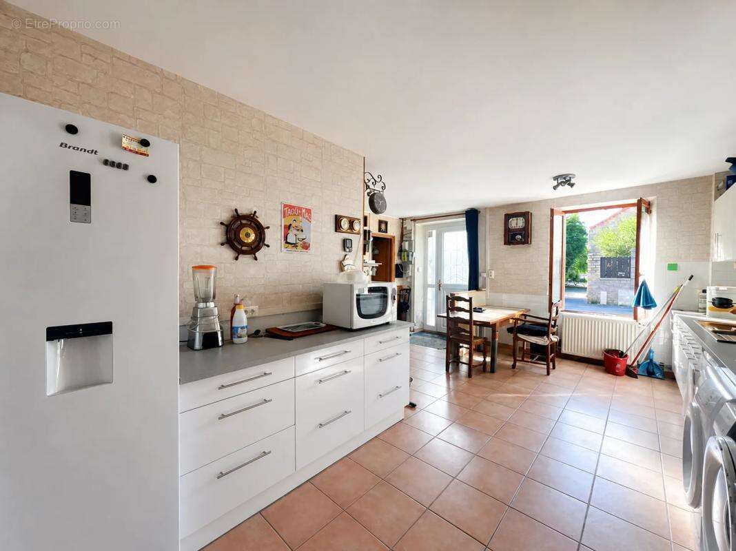 Maison de 5 pièces de 168 m² à Quévert - photo 4