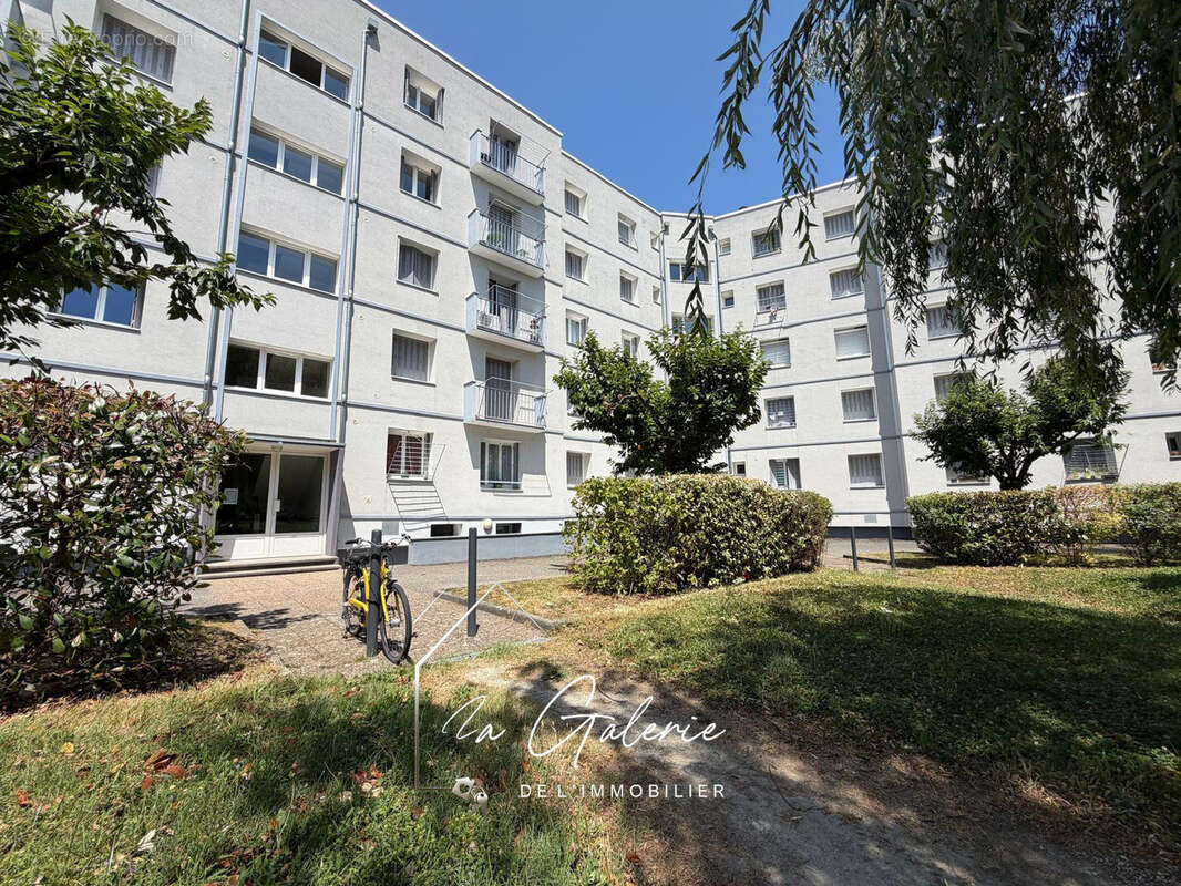 Beau t3 proche clemenceau a grenoble - photo 4