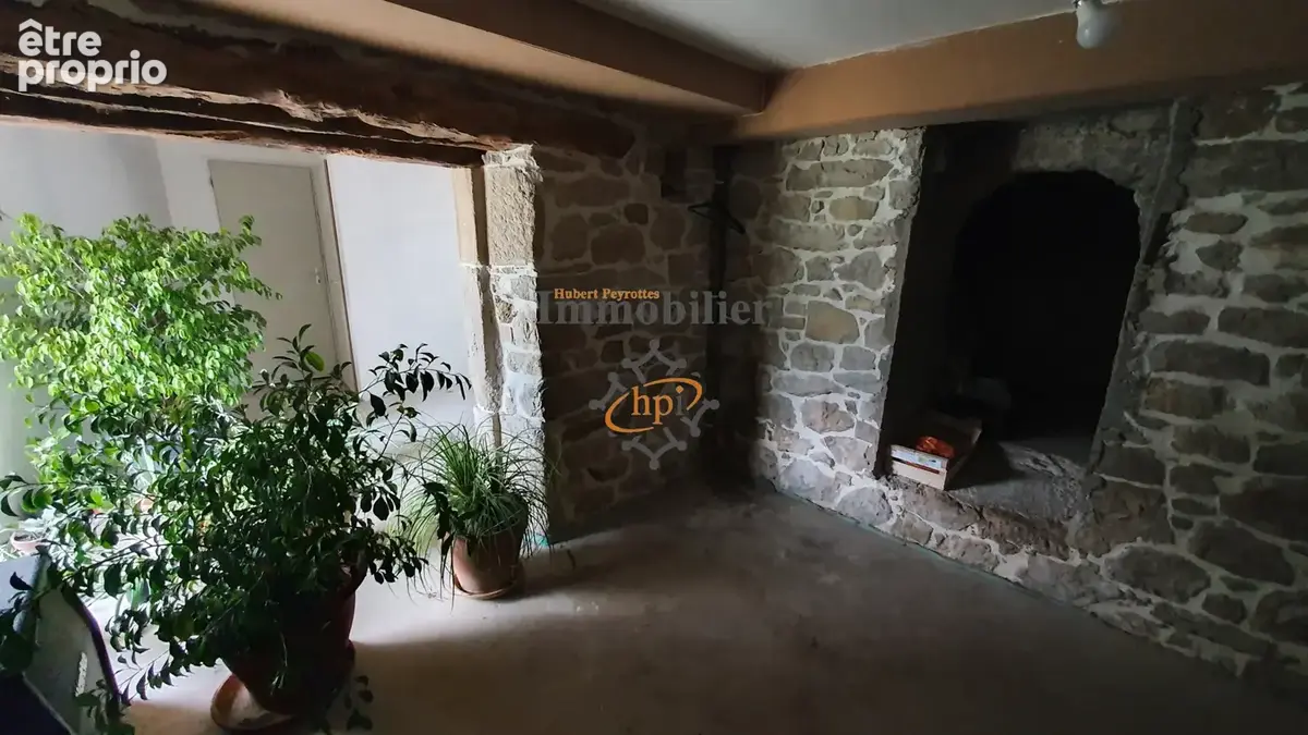 Vente maison rénovée Saint Affrique avec terrain attenant. - photo 12