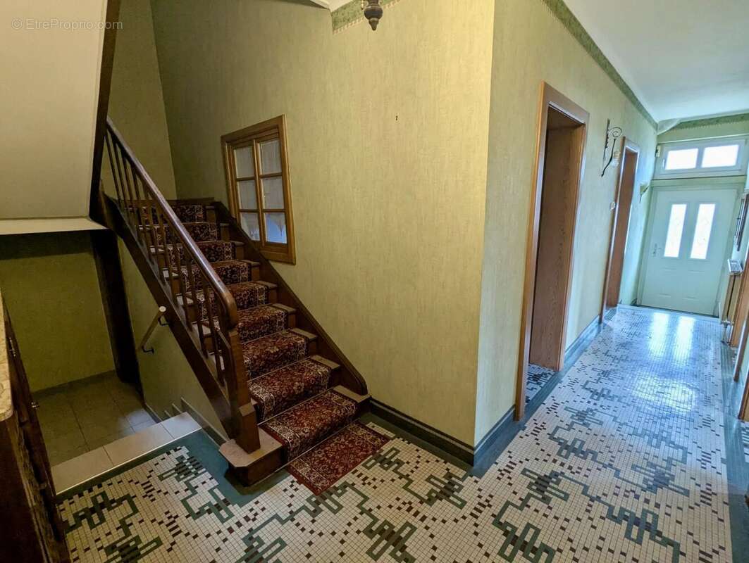 Maison à VAHL-LES-FAULQUEMONT