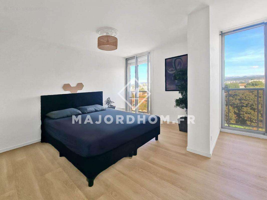 Appartement à MARSEILLE-10E