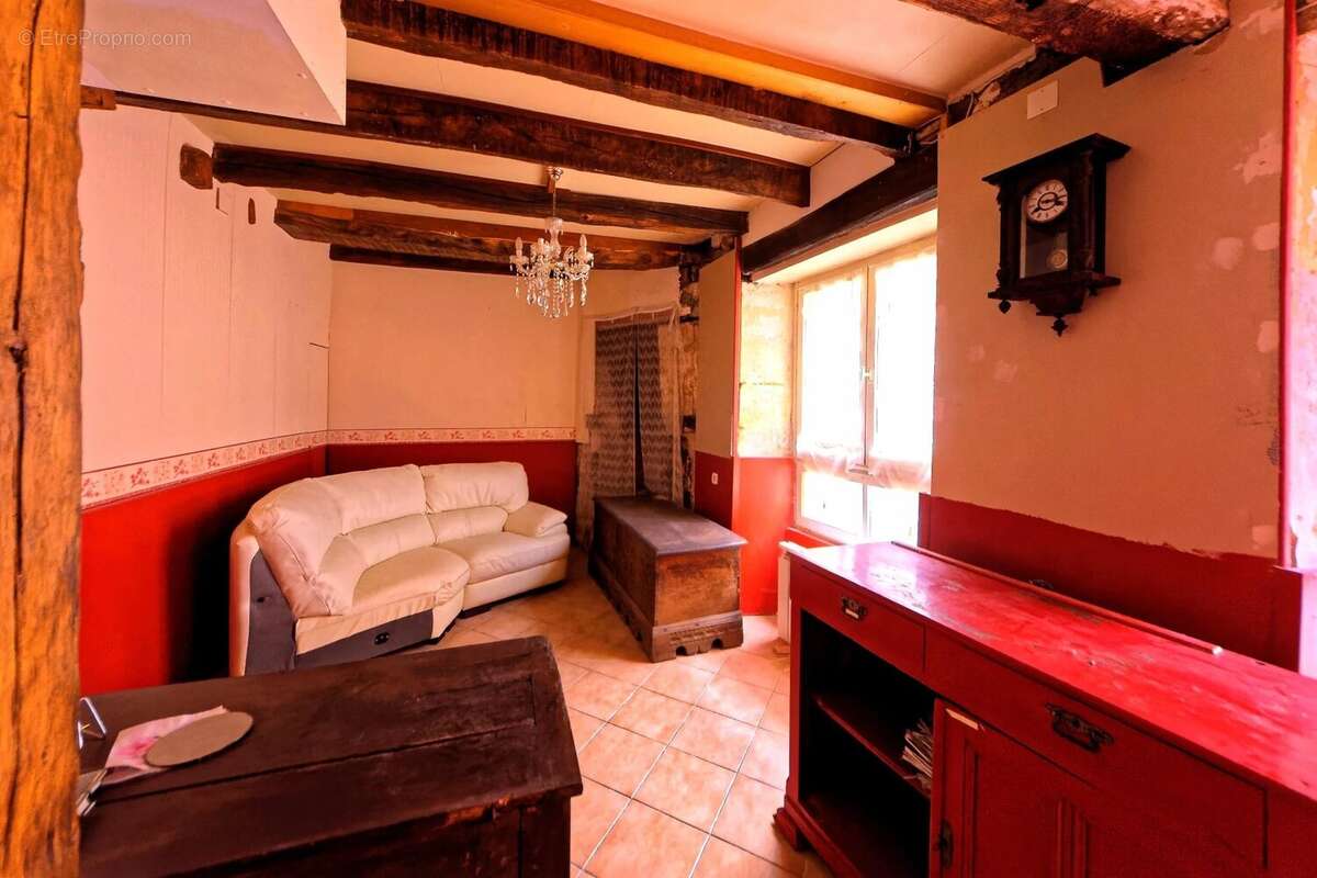 Maison à SAINT-CHRISTOPHE-SUR-LE-NAIS