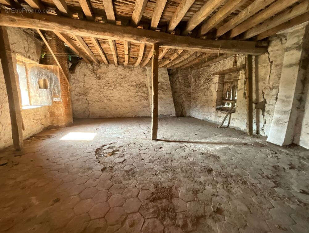 Maison à PONTPOINT
