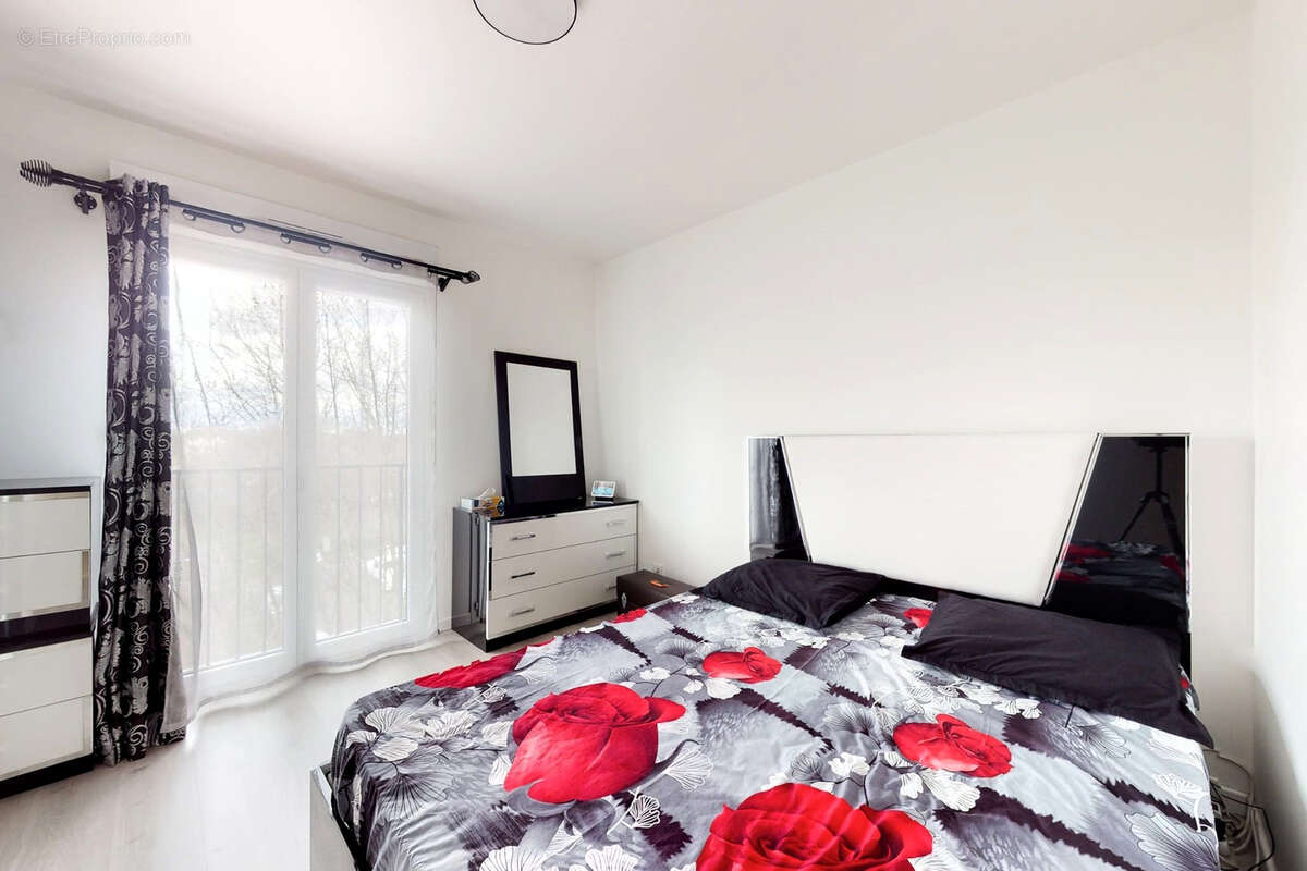 Appartement à LE BLANC-MESNIL