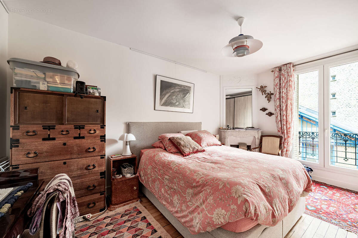 Appartement à PARIS-15E